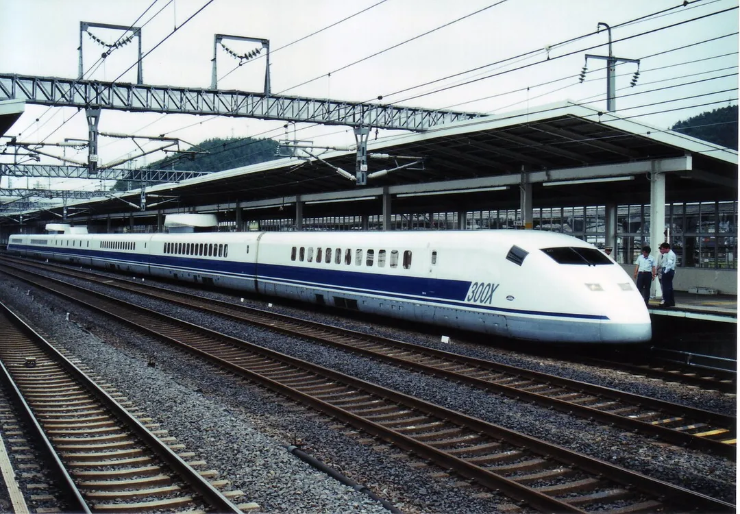 JR Central Class 955 "300X" experimental shinkansen set A0 at Maibara Station on a daytime test run