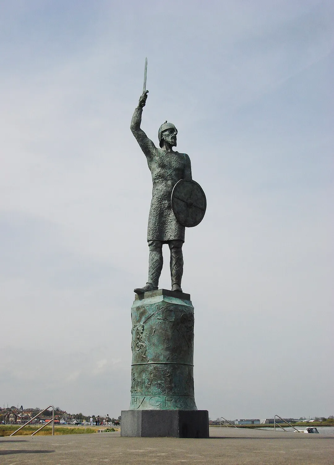 Byrhtnoth statue, Maldon. Byrhtnoth, Earl of Essex. hero and loser of the Battle of Maldon in 991.

Byrhtnoth was important because, although he lost the battle, he inspired the Saxons to resist the maurading Danes.The statue is cast in bronze and was created by world famous local artist John Doubleday.