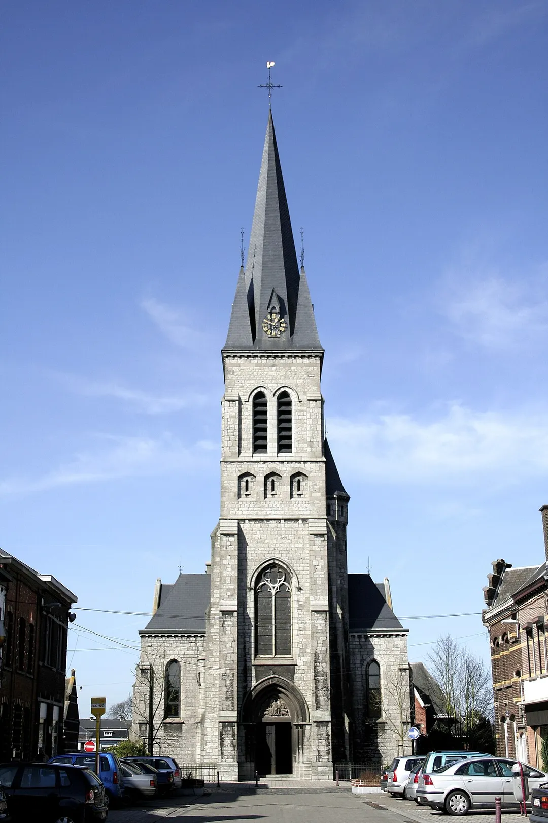 Manage   (Belgium),  the St. Catherine and Philomena church.