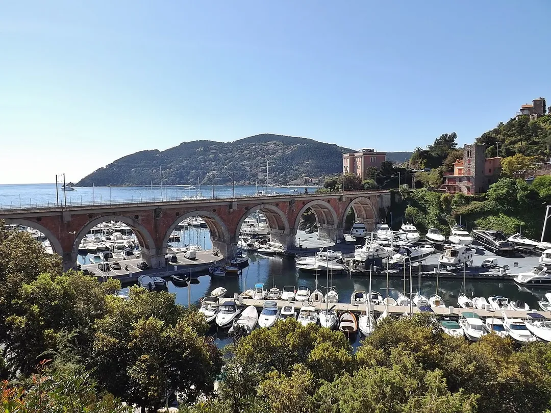 Sight of the La Rague harbour and railway viaduc, between Mandelieu-la-Napoule (left) and Théoule-sur-Mer (right), near Cannes on the French Riviera, in Alpes-Maritimes.