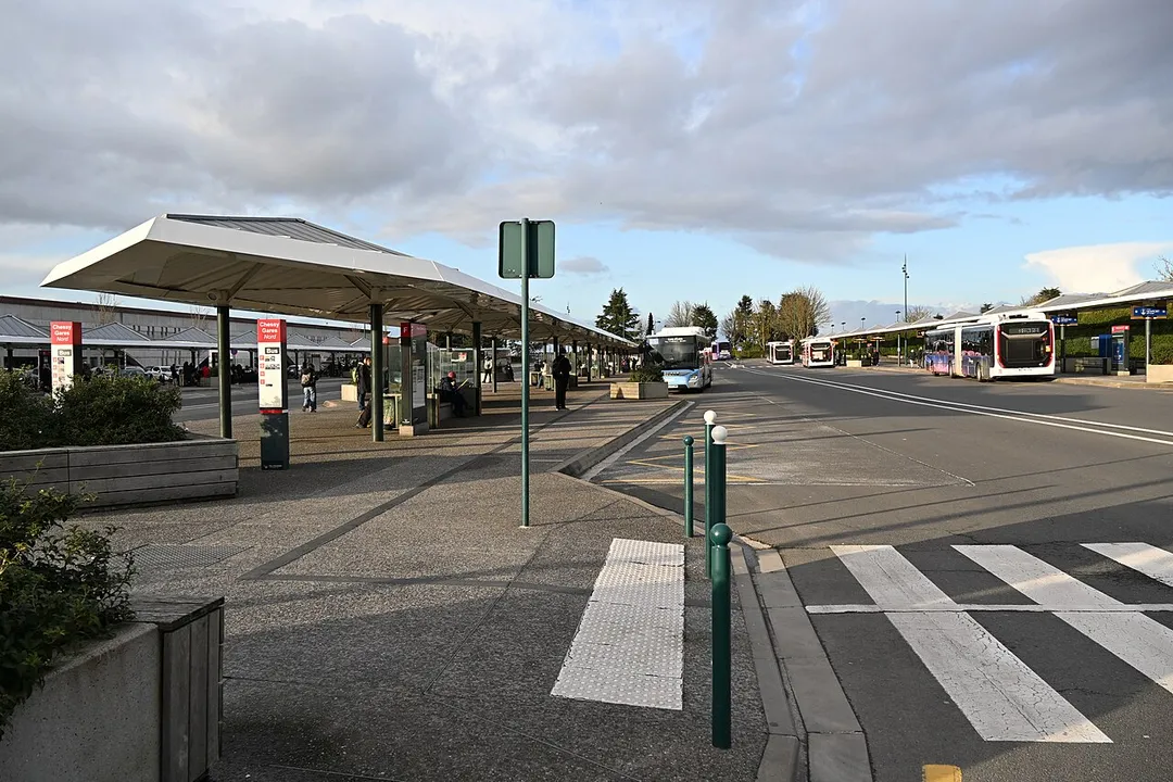 Bus stop Gare de Marne-la-Vallée Chessy Nord, Chessy, 2026