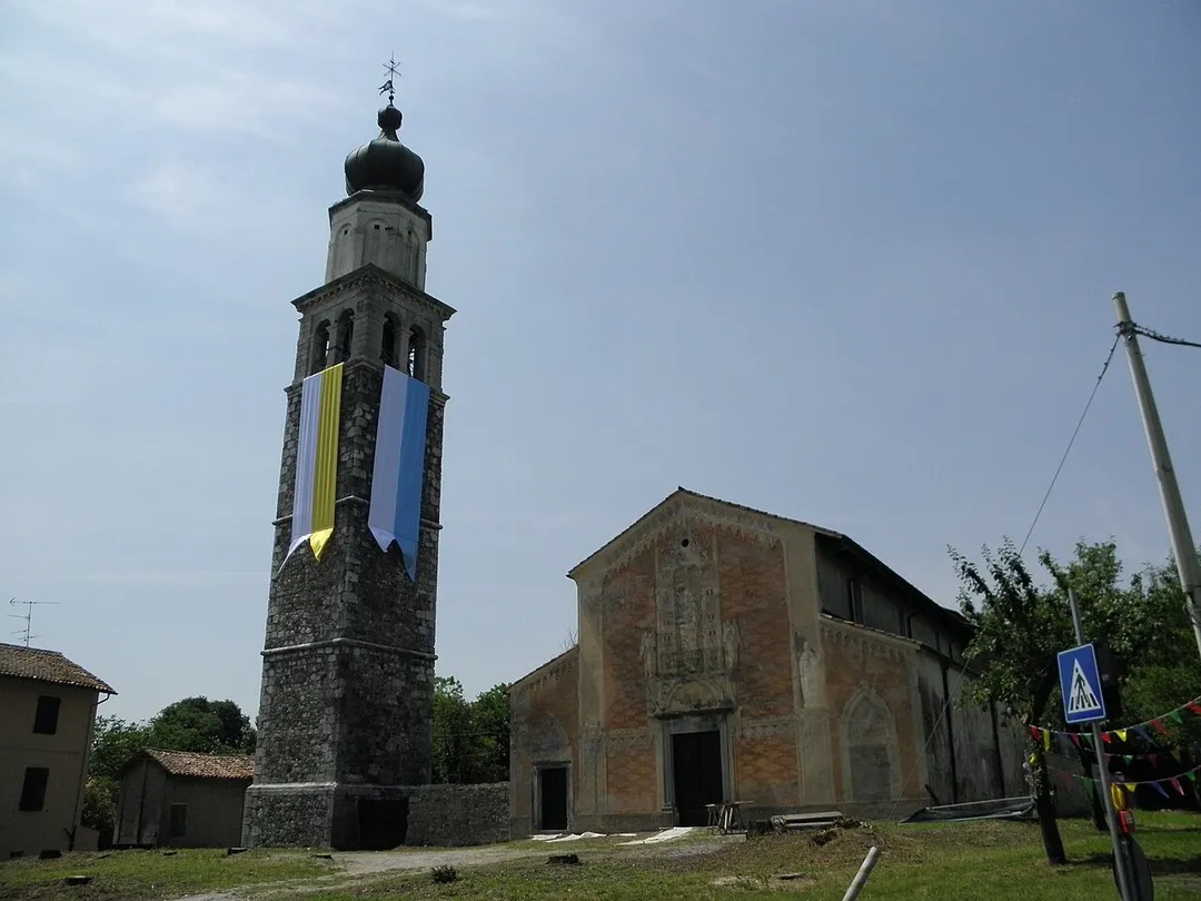 Martignacco, la vecchia chiesa sconsacrata di Santa Maria Assunta.