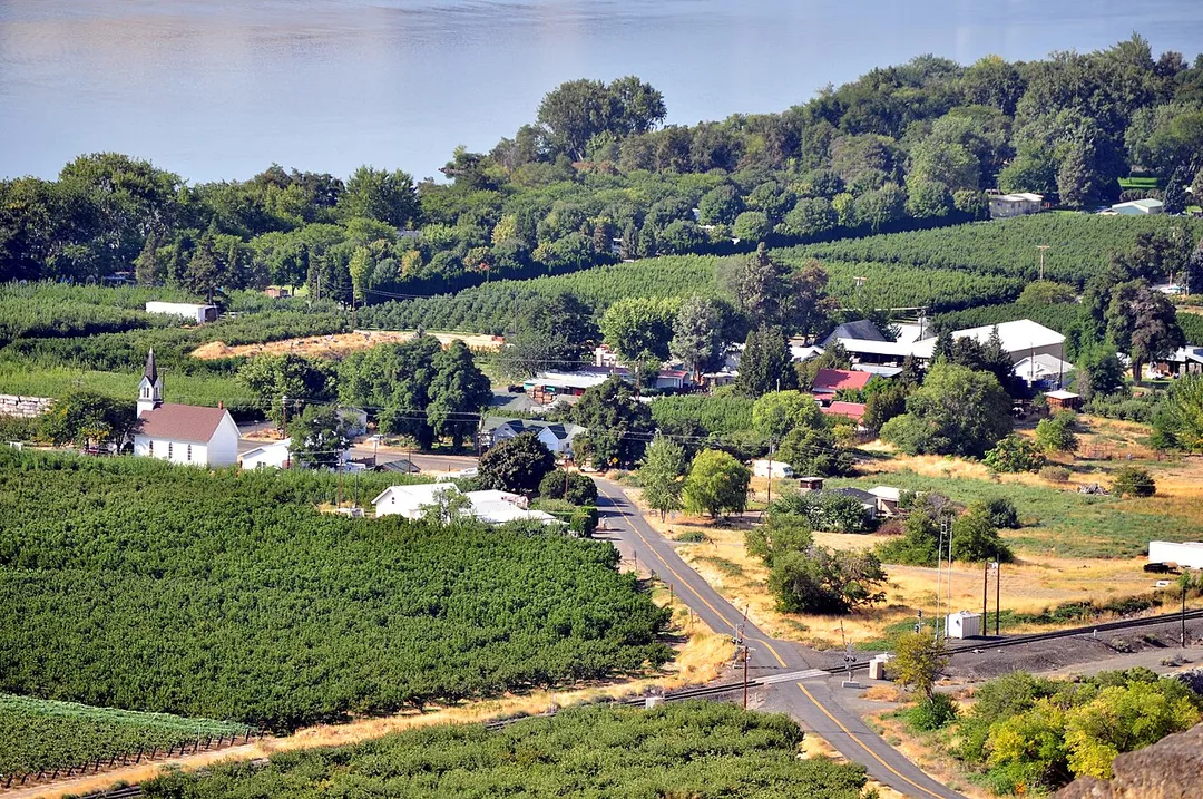 The hamlet of Maryhill (legally part of Goldendale, Washington) from Maryhill Stonehenge. At top is the Columbia River.