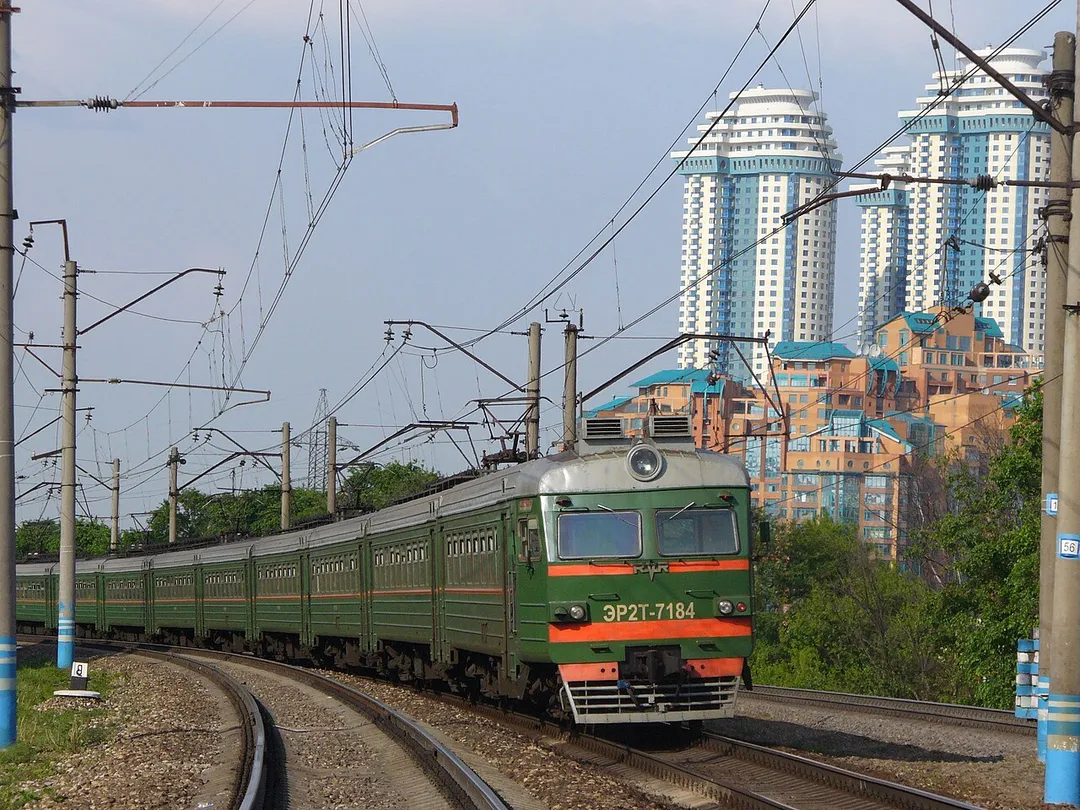 RZD ER2T-7184 at Matveyevskoye