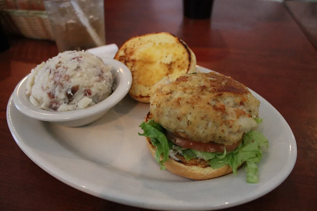 LUNCH at THE FOXY FISH Seafood Restaurant &amp; Market at 28976 Three Notch Road in Mechanicsville MD on Monday afternoon, 17 February 2014 by Elvert Barnes Photography
Crab Cake Sandwich with side of Garlic Mashed Potatoes
Follow THE FOXY FISH at www.facebook.com/pages/The-Foxy-Fish/473233646064973

Monday, 17 February Trip to / from Southern MD