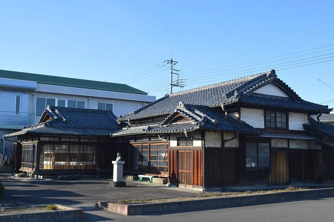 埼玉県熊谷市妻沼1706-1にある井田記念館。井田友平の居宅。
