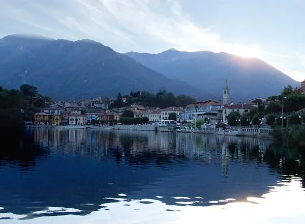 Lago di Mergozzo
Picture taken by user Idéfix , august, 2006