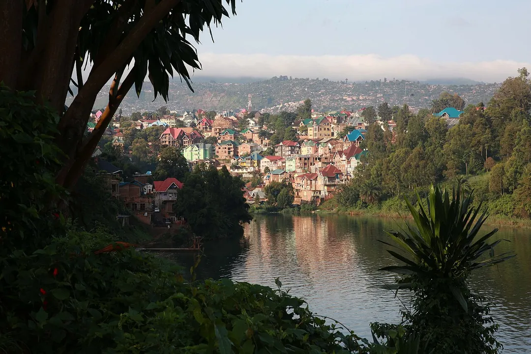 Dawn on lake Kivu, the earliest rays of sun caress the town of Bukavu (South Kivu).