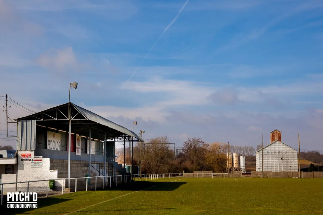 Het stadion van Milmort FC