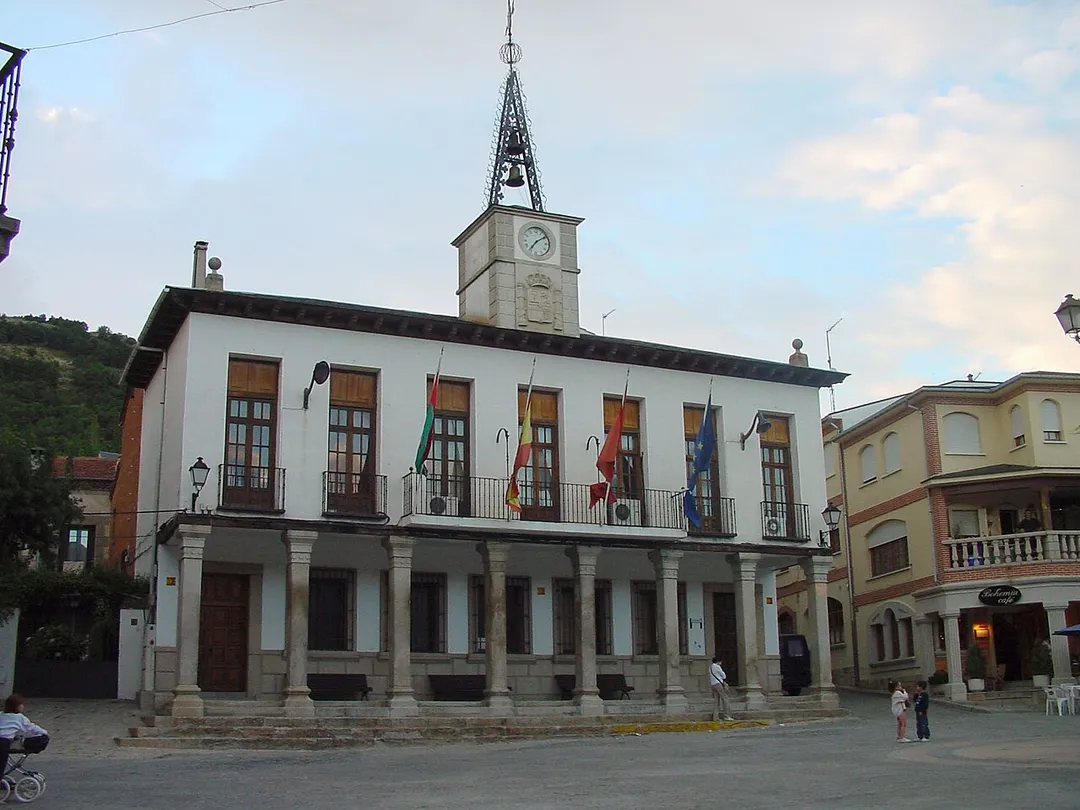 Ayuntamiento de Miraflores de la Sierra