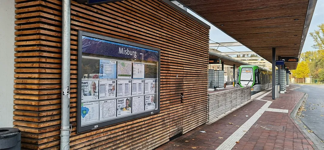 Stadtbahn Hannover, 
Haltestelle: Misburg, 
Linie 7, 

Taken on 31 October 2021