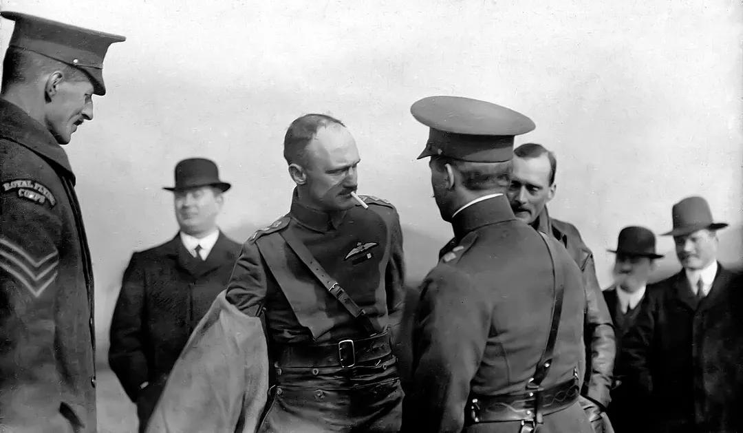 Captain Becke, No. 2 Squadron RFC, arriving at Upper Dysart on 26 February 1913. Captain Longcroft is on his left side