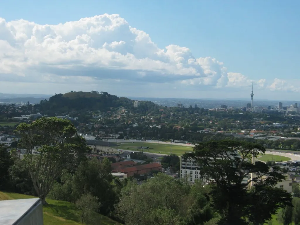 Mt Eden from One Tree Hill, Auckland, New Zealand, with a mix of cumulus medioris and congetus clouds.