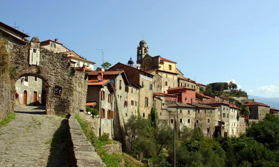 Veduta del borgo di Mulazzo (MS)