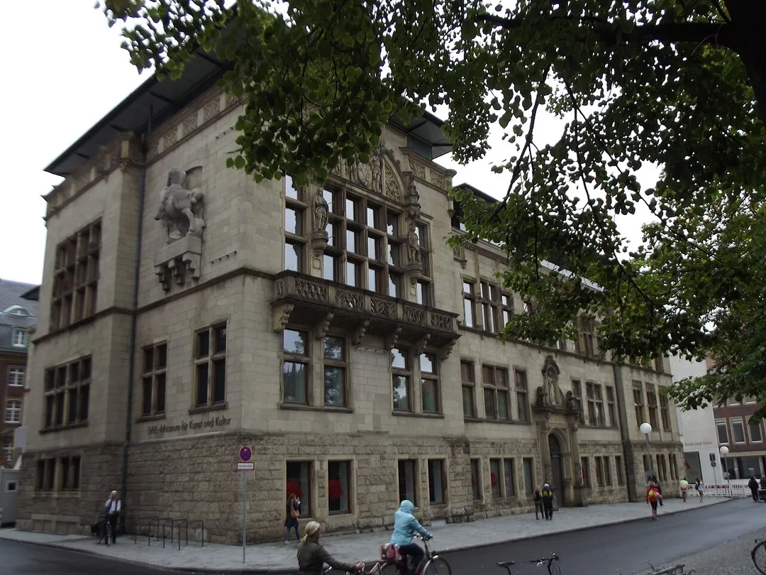 Landesmuseum, mentioned in the English Wiki article on Münster