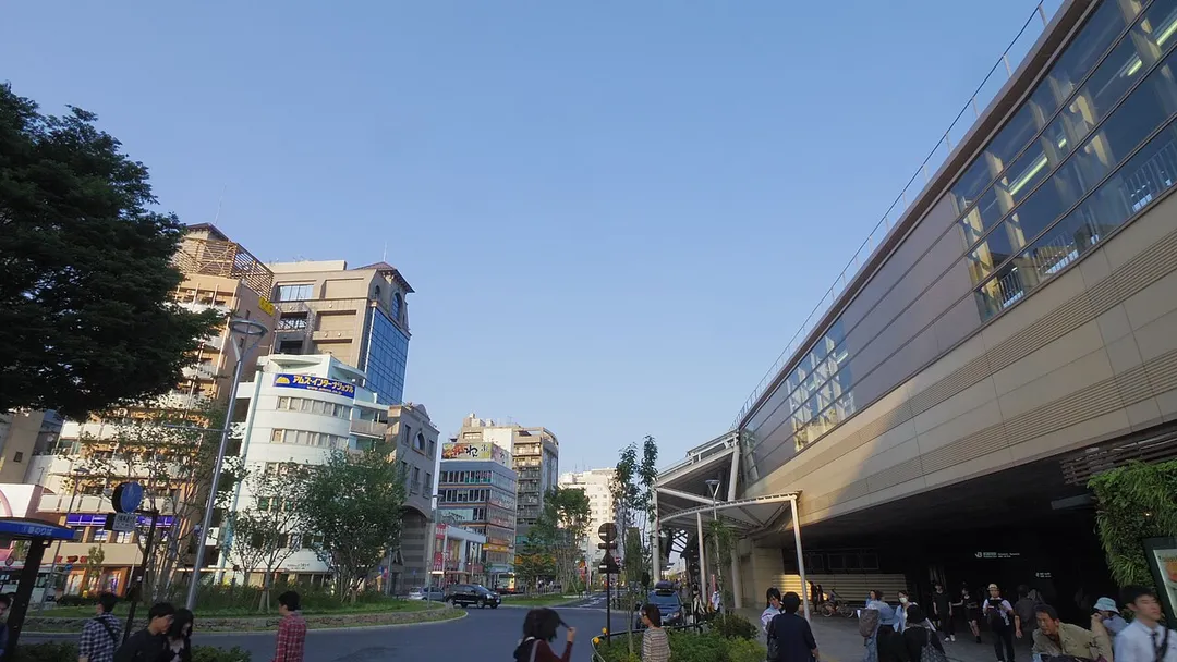 JR武蔵境駅北口駅前広場（2016年5月22日撮影）