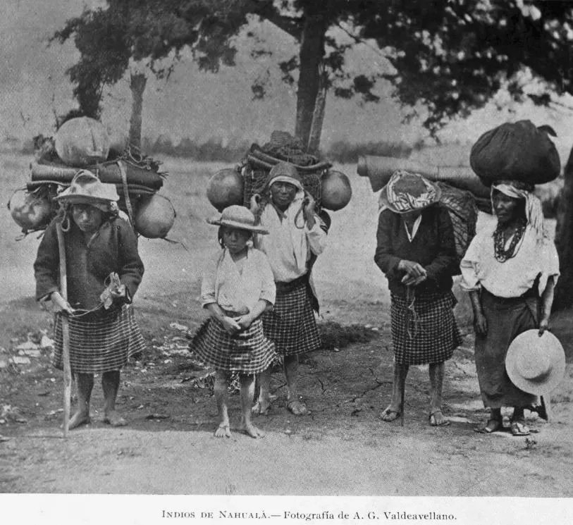 Indígenas de Nahualá en 1897.