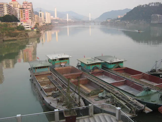 Nanping, Min Jiang river.