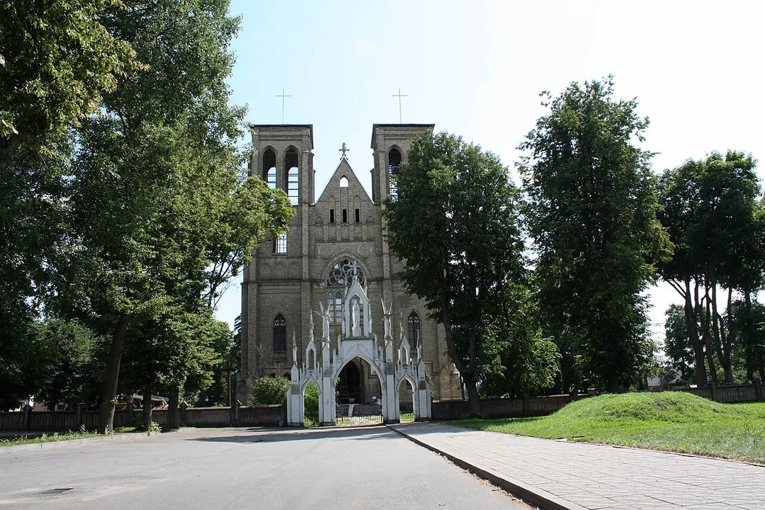 Naujamiesčio bažnyčia, 2009 m. rugpjūtis. G. Kulikausko fotografija.