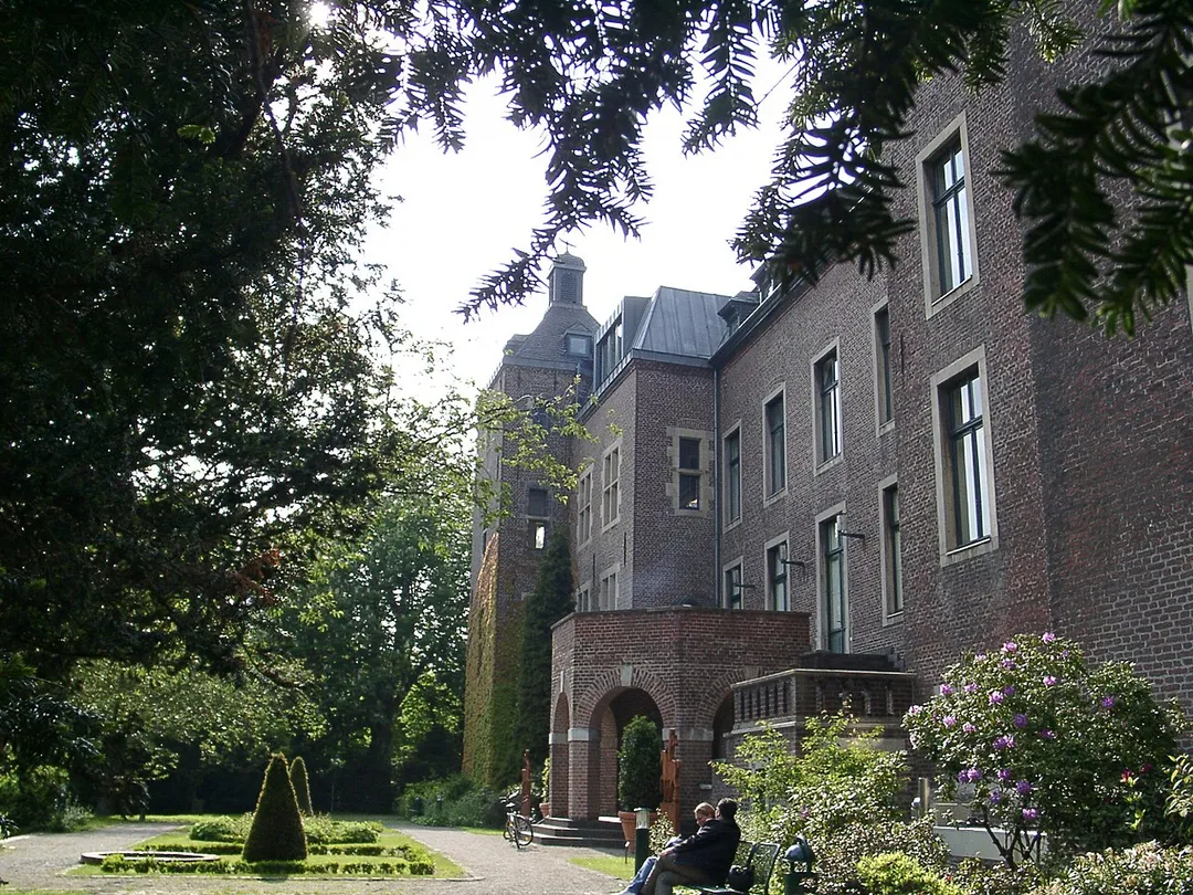 Rückseite von Schloss Neersen, Neersen, Hauptstraße 6
