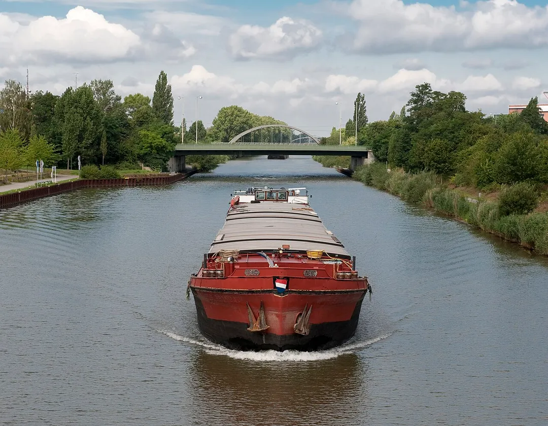 Barge Nejo, Mittellandkanal, Hannover