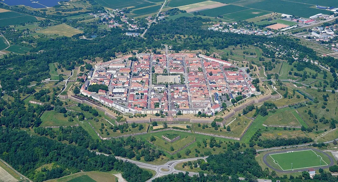 Aerial image of Neuf-Brisach (view from the southwest)