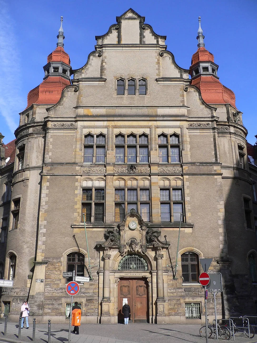 Berlin-Neukölln – county court; built 1899–1901, architect: Paul Thoemer (image edited: rotated)