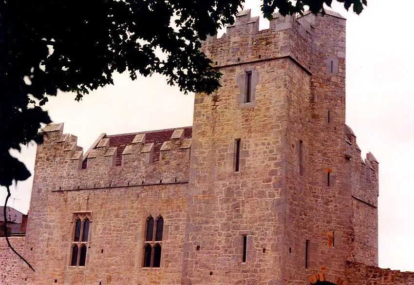 Desmond Banqueting Hall and Castle - Newcastle West's landmark feature dominates the southern of end of the Main Town Square. The banqueting hall of the Desmond Castle, seat of the Earl of Desmond, parts of which date from the 13th century, is the most notable historical feature of the town. The current Castle dates from the 15th century and during the later part of the 20th century was partly restored and is open to the public, for guided tours May to September. The guided tour is a must for locals and visitors. The area in front of the banqueting hall was the site of The Protestant Church, built in 1777.