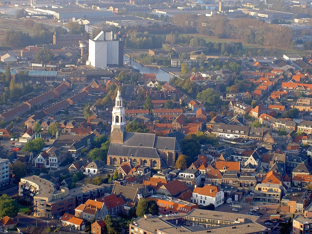 Aerial Photograph of Nijkerk, the Netherlands.

Old city centre with Grote Kerk.