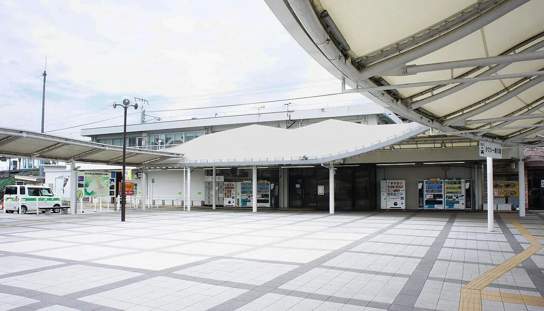 Station building of JR Chuo-Main-Line Nirasaki Station