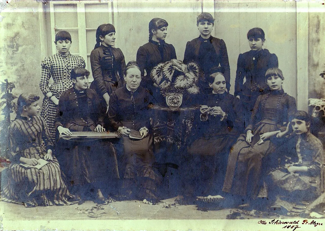The first students of the Evangelical Foundation Teachers and Founders