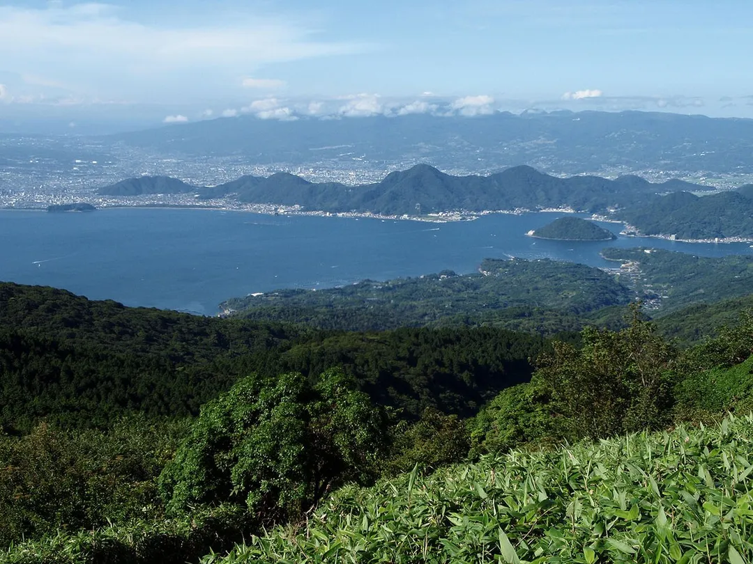 Numazu Alps as seen from the SSW. Shot at the top of Mount Kinkan in Numazu, Shizuoka Prefecture, Japan.
