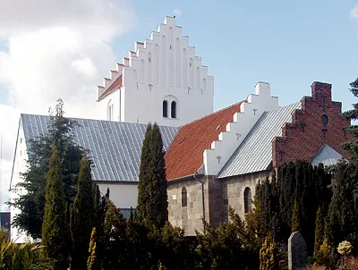 Dansk: Odder Kirke, Odder, Hads Herred , Århus Amt , Denmark.

Українська: Церква в Оддері, Данія