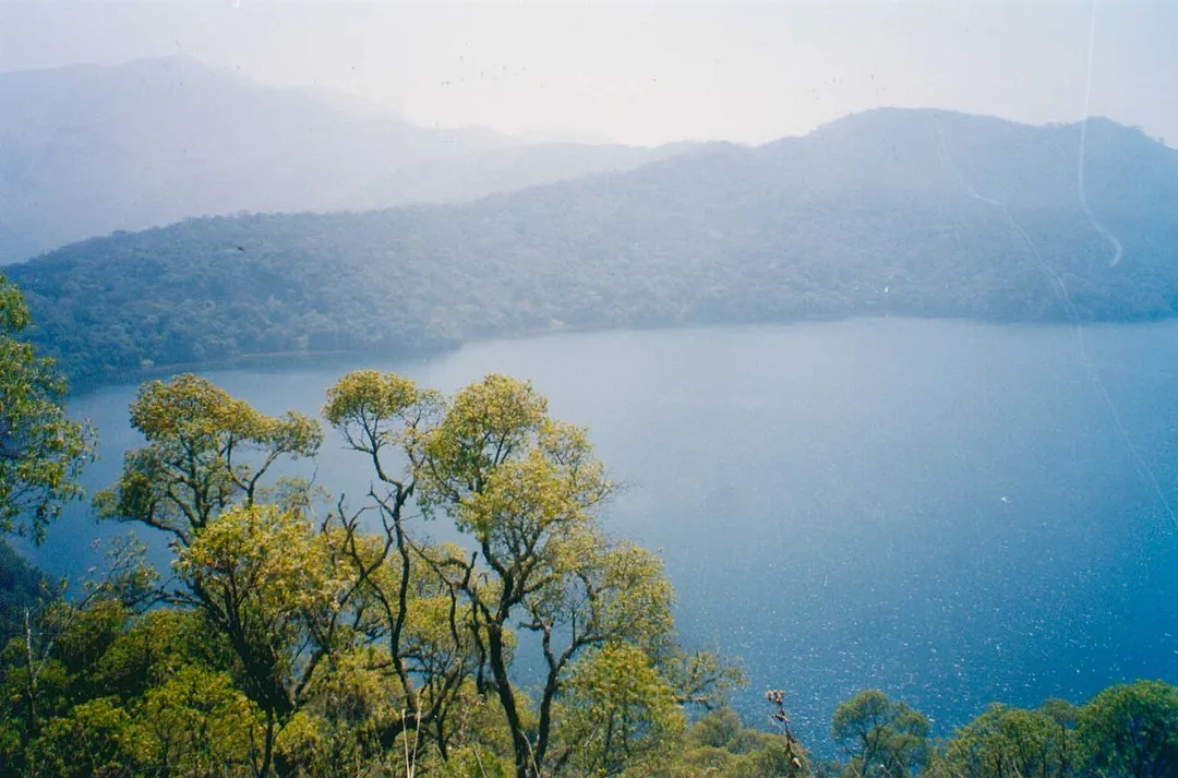 Description:Lake Oku, Northwest Province, Cameroon.

Author: own work