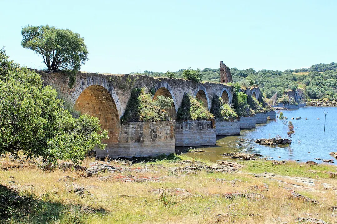 Río Guadiana Internacional al fondo.