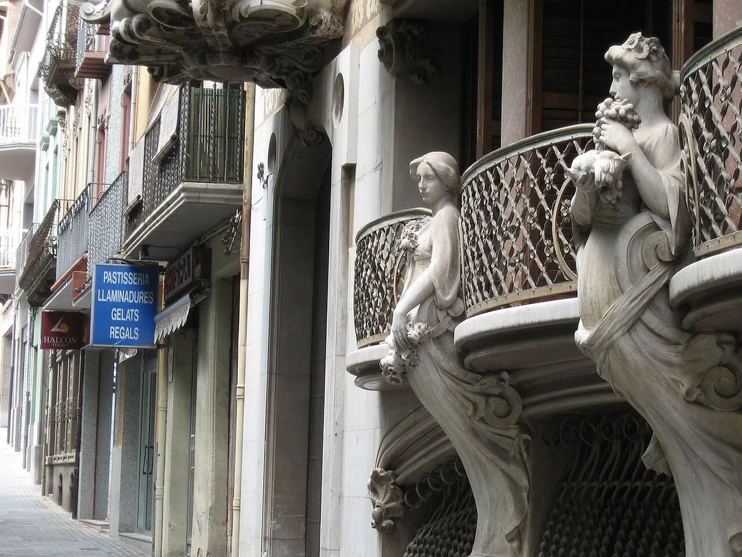 Casa Solà Morales