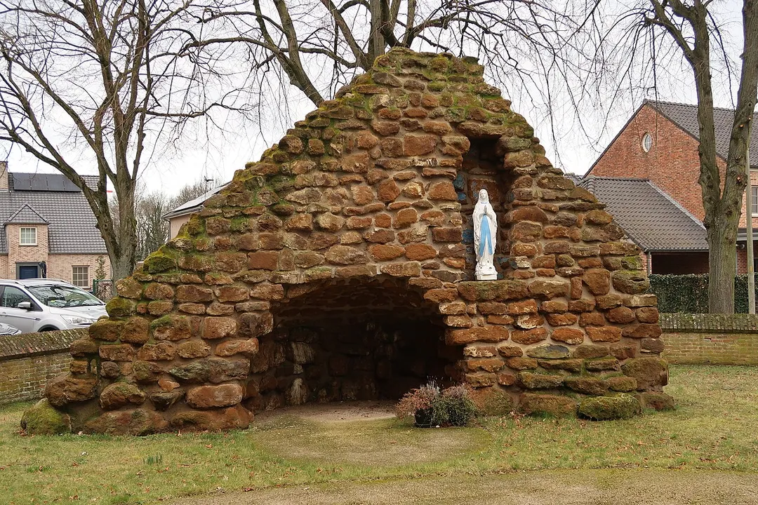 Lourdesgrot in Tervant (Paal Beringen)