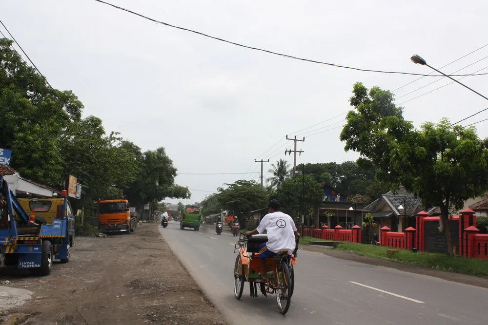 Jalan Raya Palimanan
Jalan Raya Palimanan ( Cirebon-Bandung ), Kabupaten Cirebon, Jawa Barat, Indonesia.