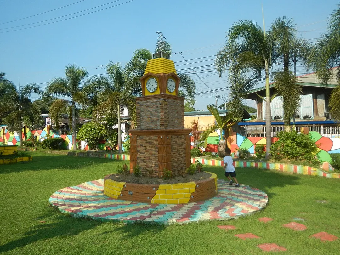 Mamerto C. Bernardo Memorial Central School (Poblacion, Pandi, Bulacan) Mamerto C. Bernardo Memorial Central School 14°51'58"N  120°57'22"E Pandi-Balagtas Road Barangay Poblacion 14°52'2"N 120°57'25"E Pandi, Bulacan Pandi Angat Road 14°52'5"N 120°57'26"E (Note: Judge Florentino Floro, the owner, to repeat, Donor Florentino Floro of all these photos hereby donate gratuitously, freely and unconditionally all these photos to and for Wikimedia Commons, exclusively, for public use of the public domain, and again without any condition whatsoever).