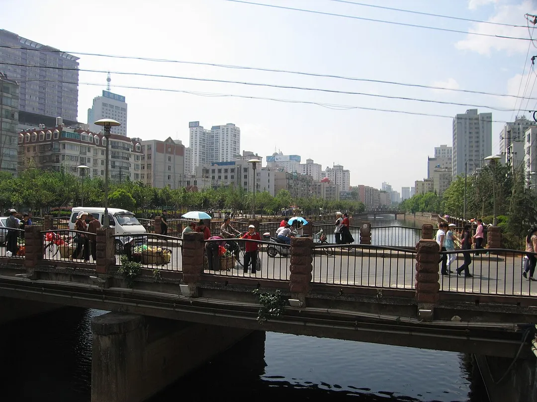 Bridge across the Panlong River from Jiangbin Lu in Kunming, Yunnan Province.