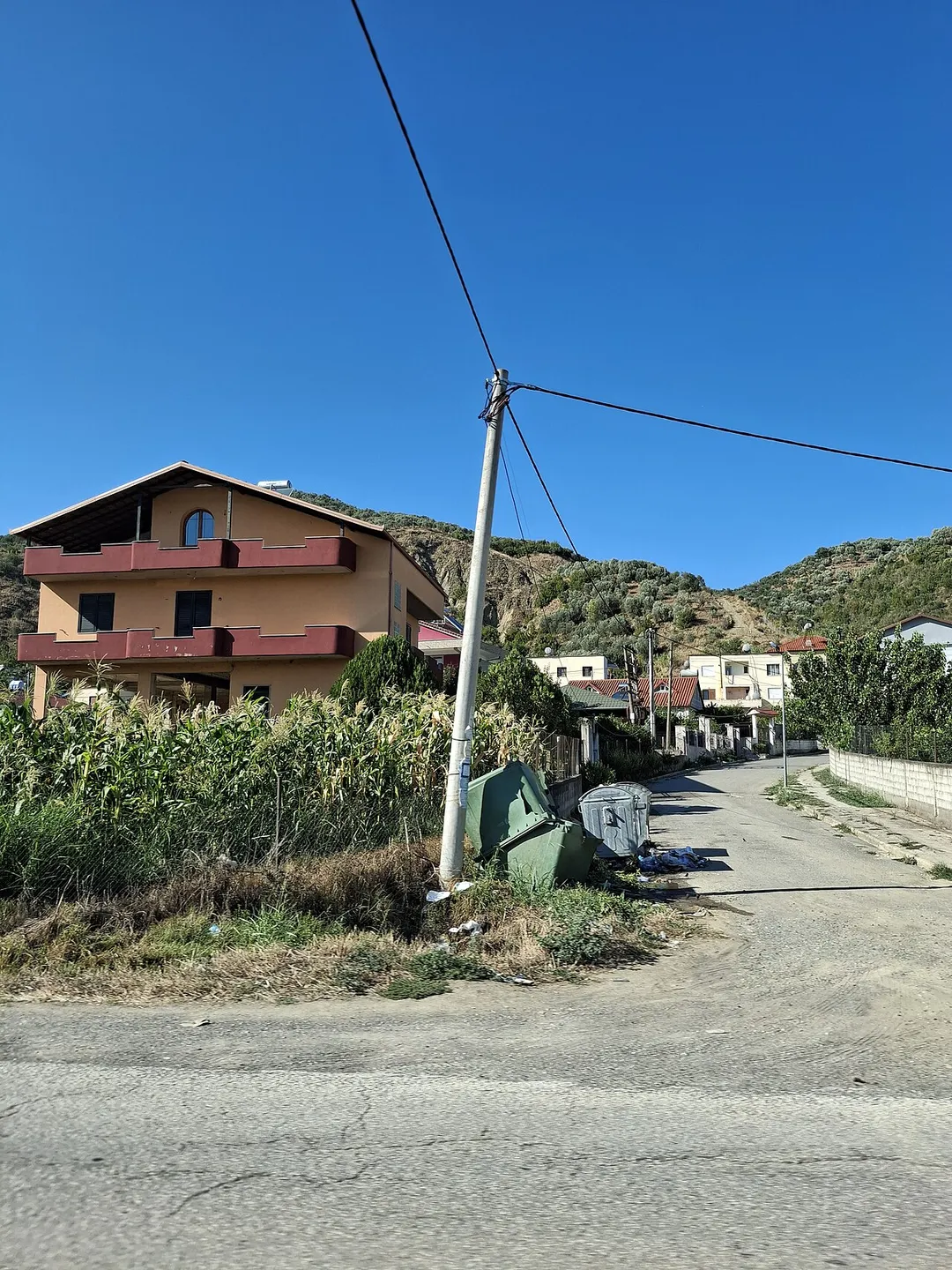 A photo of a street within Papër, Elbasan, Albania