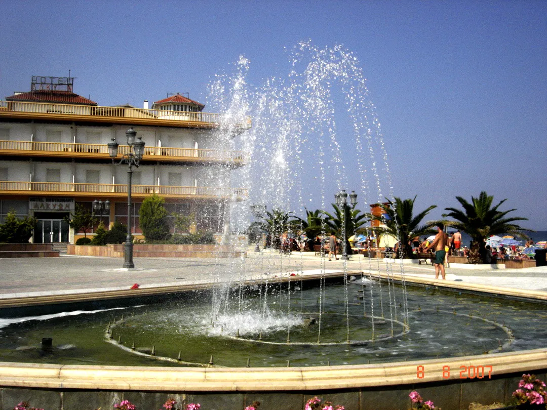 A fountain in Paralia , commonly known as "Paralia Katerinis".