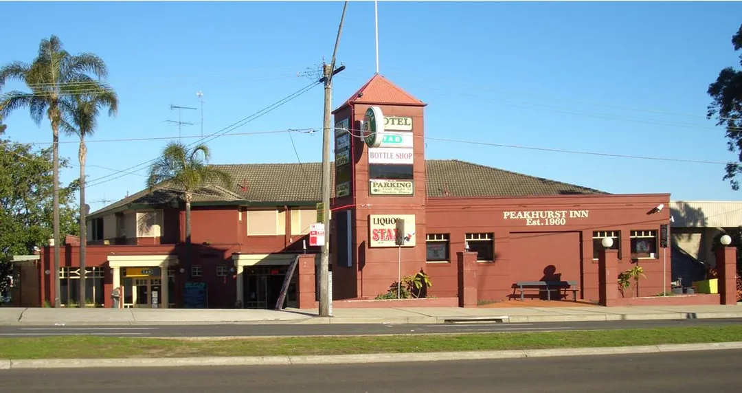 Peakhurst_Inn, Forest Road, Peakhurst, Sydney