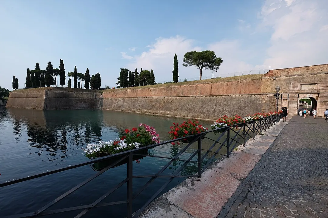 37019 Peschiera del Garda, Province of Verona, Italy