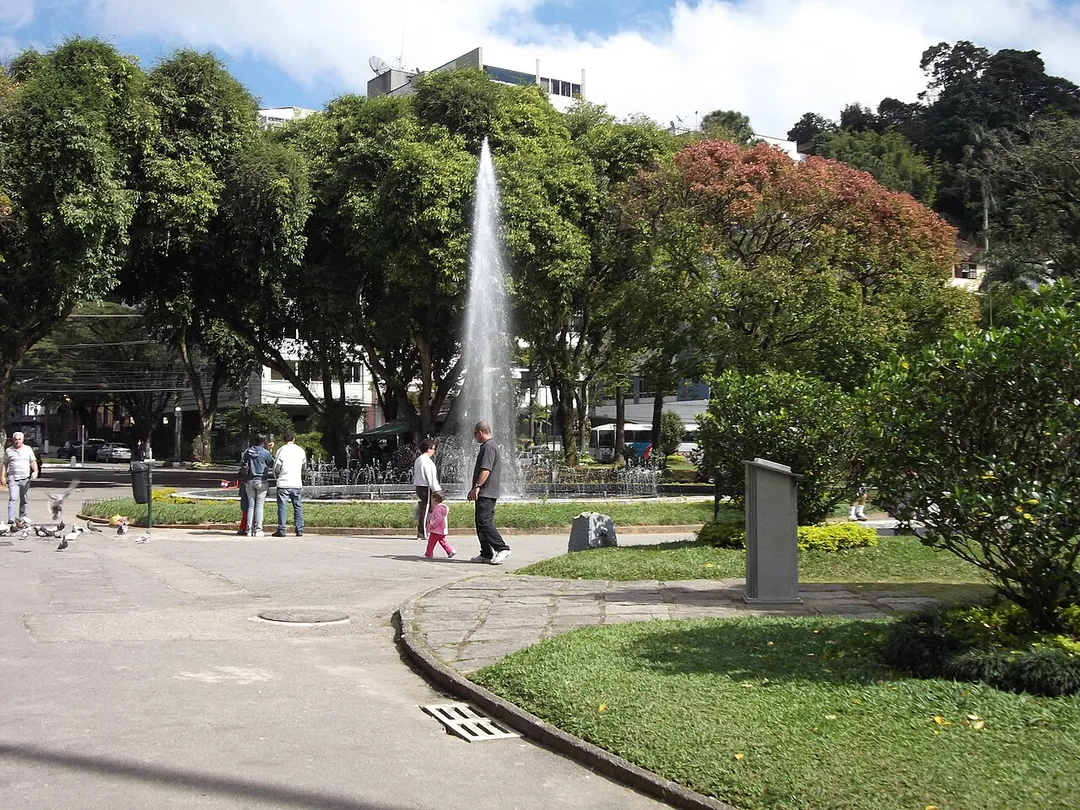 Praça da Liberdade (Petrópolis, estado do Rio de Janeiro, Brasil) : Chafariz