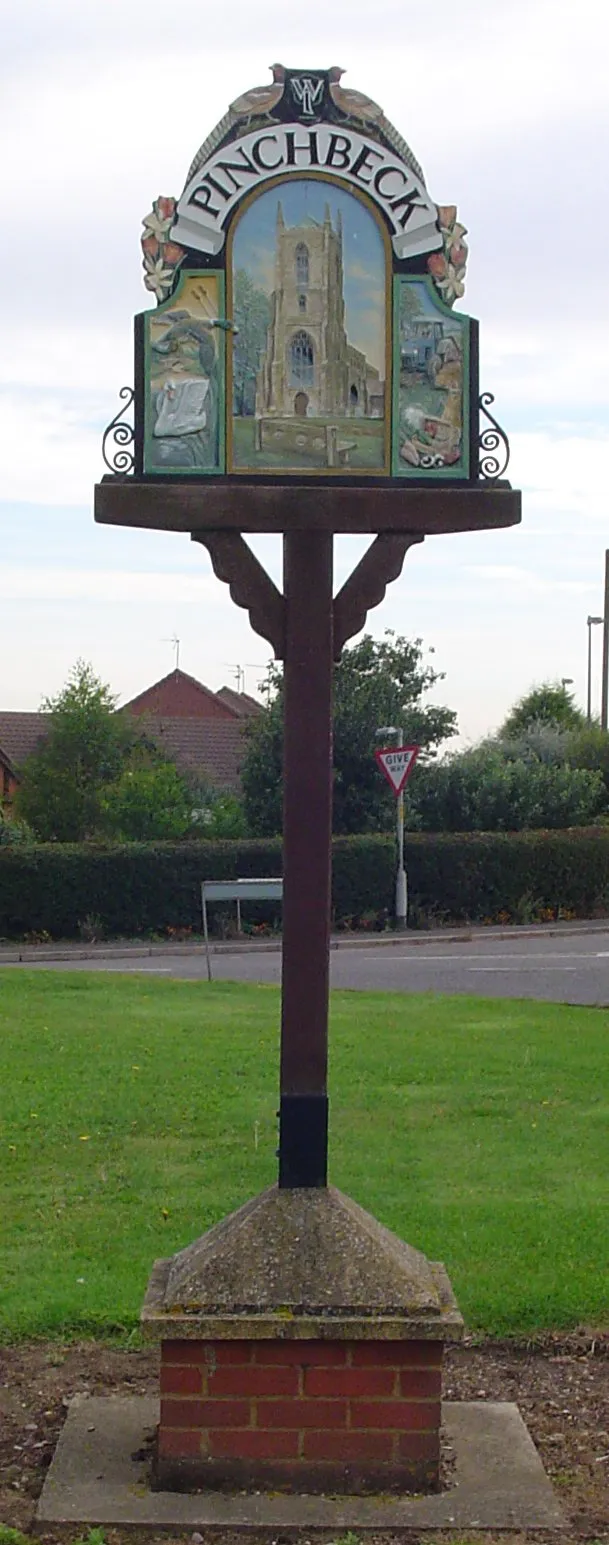 Signpost in Pinchbeck