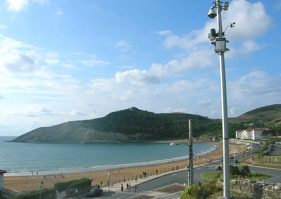 Gorliz and Astondo beaches, in Gorliz, Biscay.