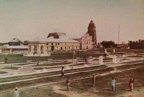 An old view of Lingayen with its church and plaza.
