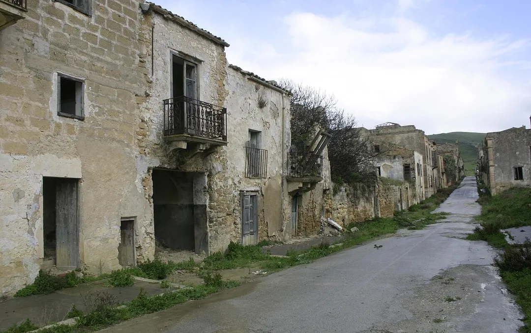Autore: Vizzini Vittorio 
Ruderi di Poggioreale

Gennaio 2007