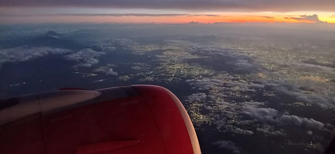 Iztaccíhuatl Popocatépetl CDMX México aérea